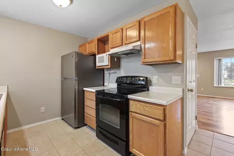 Kitchen - 903 E Teton Ave, Post Falls, ID 83854 photo 4 of 4