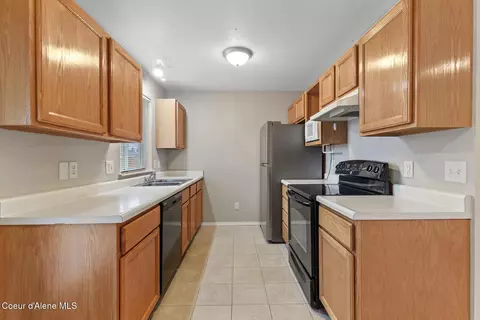 Kitchen - 903 E Teton Ave, Post Falls, ID 83854 photo 2 of 4