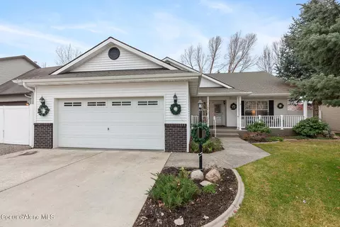 7625 N Joanna Dr, Coeur D'alene, ID 83815