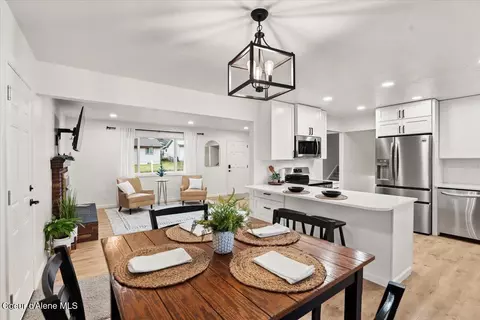 409 E Sunrise Dr, Coeur D'alene, ID 83815
