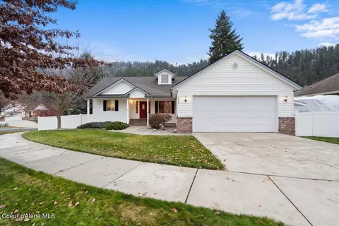 5410 N Martha Loop, Coeur D'alene, ID 83815