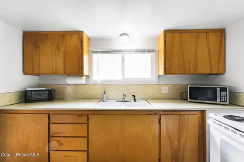 Kitchen - 708 Upper 3rd St, Kellogg, ID 83837 photo 6 of 7