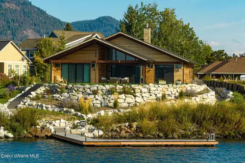 1421 Geri Ct, Sandpoint, ID 83864