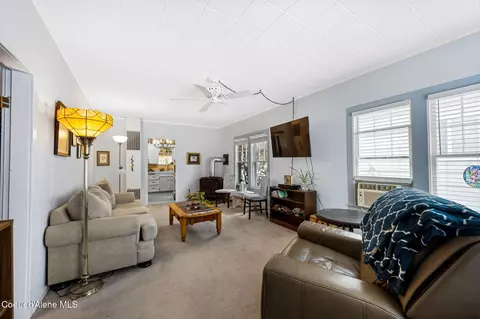 208 W Mullan Ave, Kellogg, ID 83837 photo 8