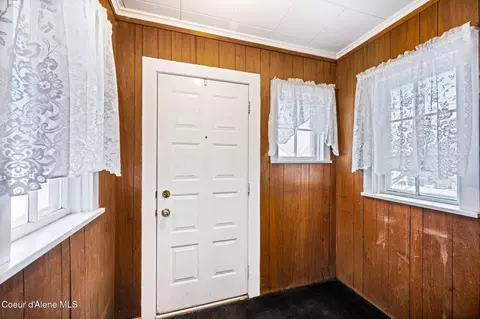 208 W Mullan Ave, Kellogg, ID 83837 photo 7