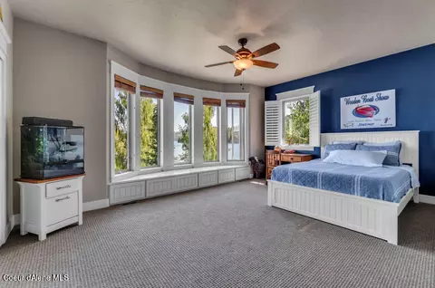 Bedroom - 2707 E Mockingbird Loop, Harrison, ID 83833 photo 2 of 4