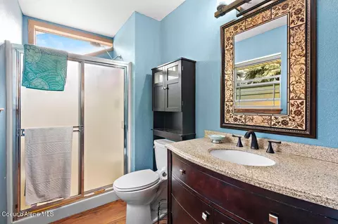 Bath - 527 E Cloverleaf Dr, Hayden, ID 83835 photo 2 of 3