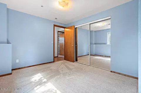 Bedroom - 527 E Cloverleaf Dr, Hayden, ID 83835 photo 11 of 11