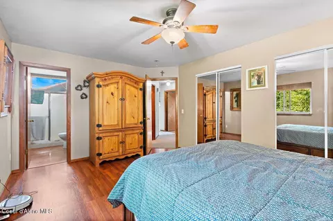 Bedroom - 527 E Cloverleaf Dr, Hayden, ID 83835 photo 5 of 11