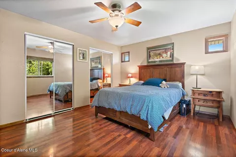Bedroom - 527 E Cloverleaf Dr, Hayden, ID 83835 photo 4 of 11