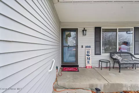 5206 W Hedgewood Ave, Post Falls, ID 83854 photo 4