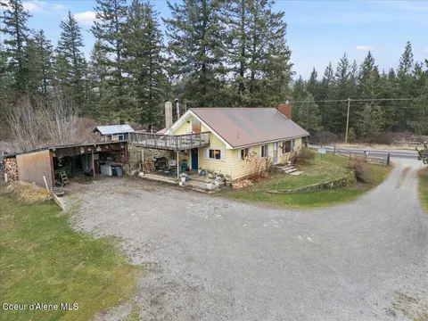 Exterior - 13700 E Bunco Rd, Athol, ID 83801 photo 2 of 8