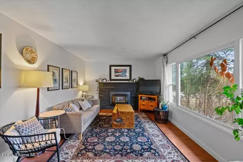 Living - 13700 E Bunco Rd, Athol, ID 83801 photo 1 of 3