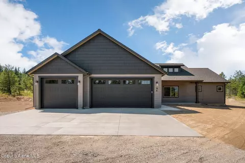 77 Klickitat Rd, Cocolalla, ID 83813