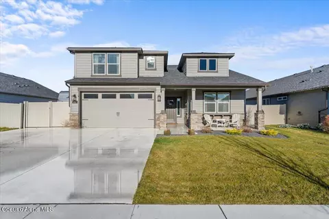 697 W Brundage Way, Hayden, ID 83835