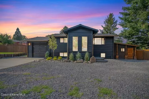 10249 W Riverview Dr, Coeur D'alene, ID 83814