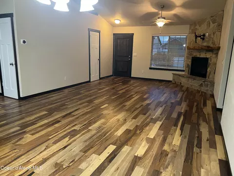 2037 E Cornell Ave, Post Falls, ID 83854 photo 3
