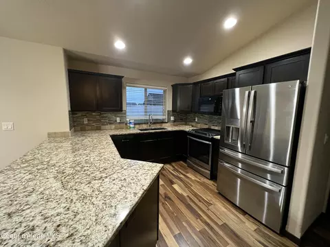 2037 E Cornell Ave, Post Falls, ID 83854 photo 8