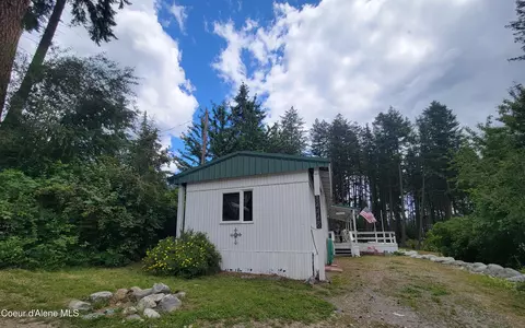 34448 N Raven Pl, Bayview, ID 83803