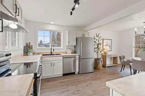 Kitchen - 211 W 22nd Ave, Post Falls, ID 83854 photo 5 of 5