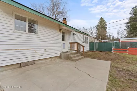 Exterior - 211 W 22nd Ave, Post Falls, ID 83854 photo 5 of 8