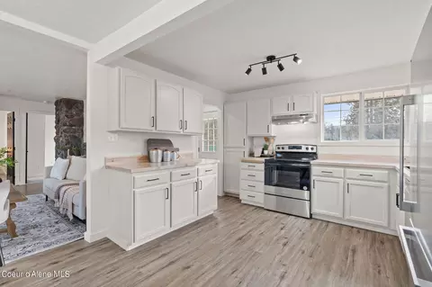 Kitchen - 211 W 22nd Ave, Post Falls, ID 83854 photo 2 of 5