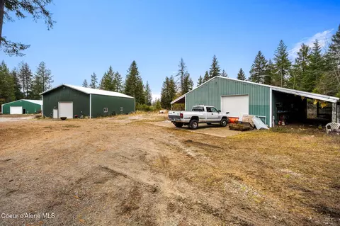 1684 E Hudlow Rd, Hayden, ID 83835