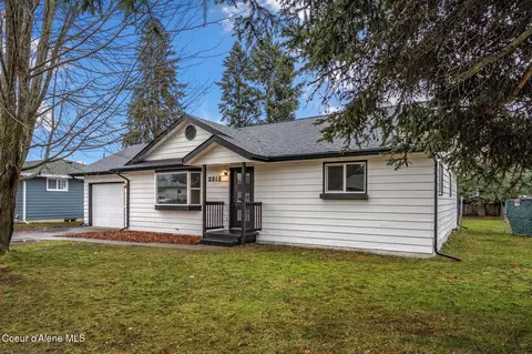 2318 N 8th St, Coeur D'alene, ID 83814
