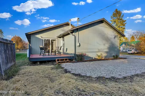 Exterior - 1005 Cedar St, Sandpoint, ID 83864 photo 9 of 13