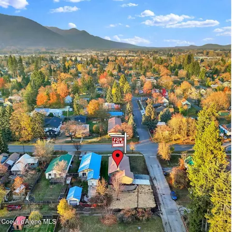 View/Area - 1005 Cedar St, Sandpoint, ID 83864 photo 3 of 4
