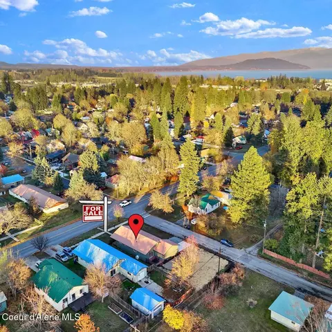 View/Area - 1005 Cedar St, Sandpoint, ID 83864 photo 2 of 4