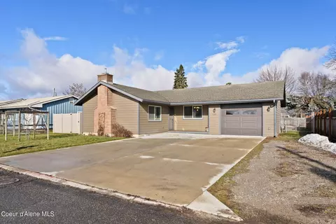 1216 Michigan St, Sandpoint, ID 83864
