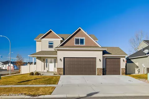 3225 N Kiernan Dr, Post Falls, ID 83854