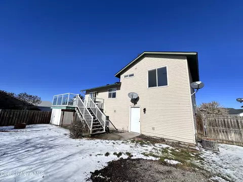 Exterior - 240 W Commanche St, Post Falls, ID 83854 photo 8 of 11