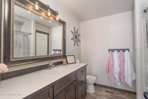 Bath - 8767 N Argyle St, Post Falls, ID 83854 photo 2 of 3