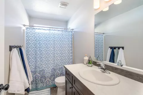 Bath - 8767 N Argyle St, Post Falls, ID 83854 photo 3 of 3