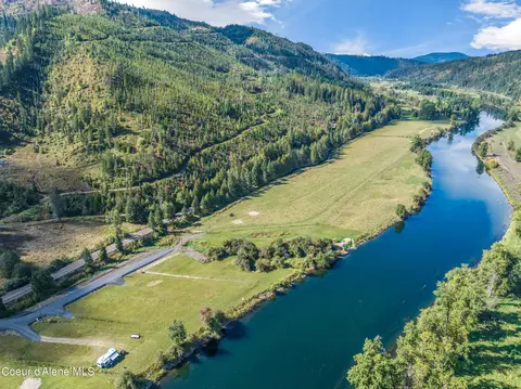 47 Horn Hooked Ln, Saint Maries, ID 83861