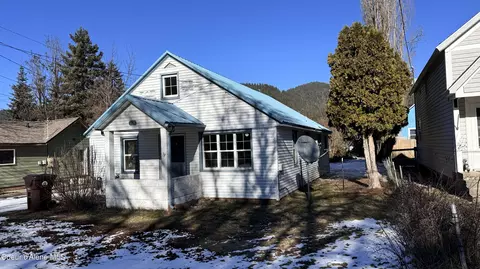 1126 E Garden Ave, Osburn, ID 83849