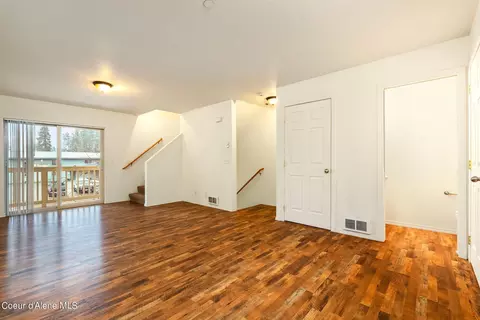 327 S Olive Ave #C, Sandpoint, ID 83864 photo 1