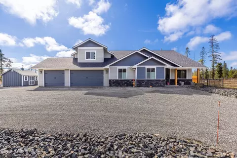 12430 E Howard Rd, Athol, ID 83801