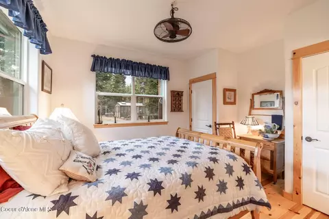 Bedroom - 10291 E Riley Loop, Athol, ID 83801 photo 4 of 4