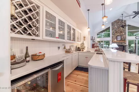 Kitchen - 10291 E Riley Loop, Athol, ID 83801 photo 7 of 8