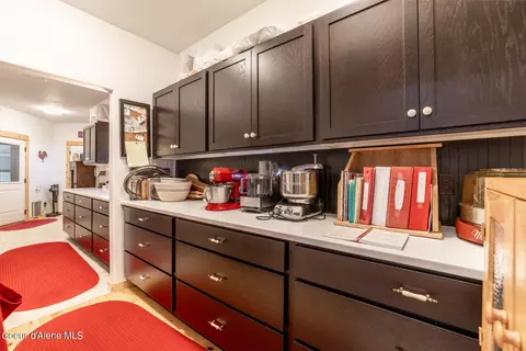 Kitchen - 10291 E Riley Loop, Athol, ID 83801 photo 5 of 8