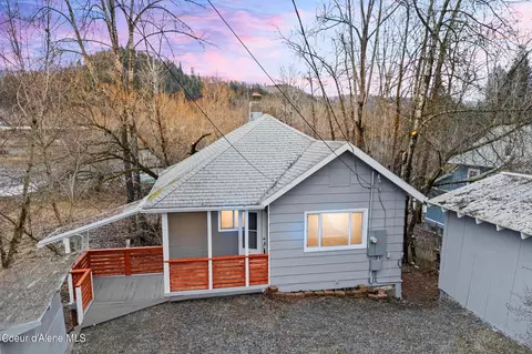 203 S 1st St, Saint Maries, ID 83861