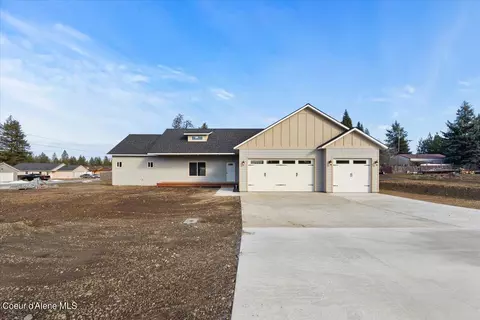 6273 W Jackson St, Spirit Lake, ID 83869