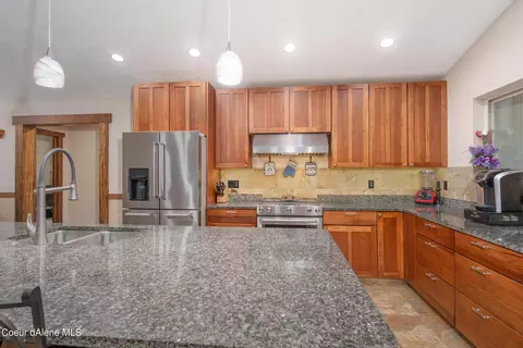 Kitchen - 10570 E Far Cry Rd, Athol, ID 83801 photo 8 of 8