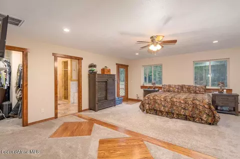 Bedroom - 10570 E Far Cry Rd, Athol, ID 83801 photo 1 of 3