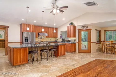 Kitchen - 10570 E Far Cry Rd, Athol, ID 83801 photo 5 of 8