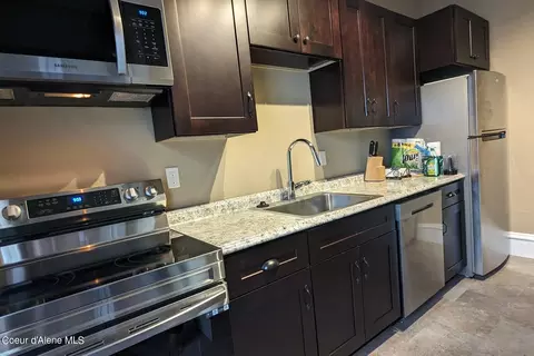 Kitchen - 223 S 221 S Second Ave, Sandpoint, ID 83864 photo 2 of 5