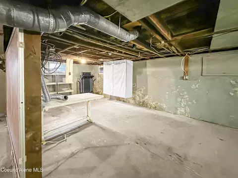 304 W Riverside Ave, Kellogg, ID 83837 photo 21